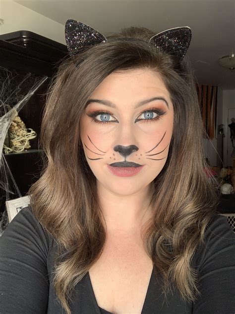 cute simple cat makeup